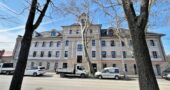 Balatonkenese nyaraló eladó