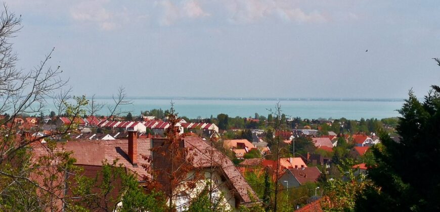 Balatonfüredi panorámás ingatlan