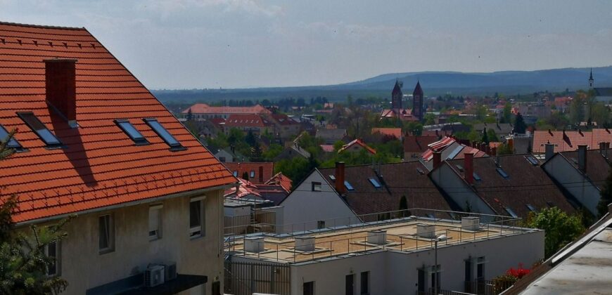 Balatonfüredi panorámás ingatlan